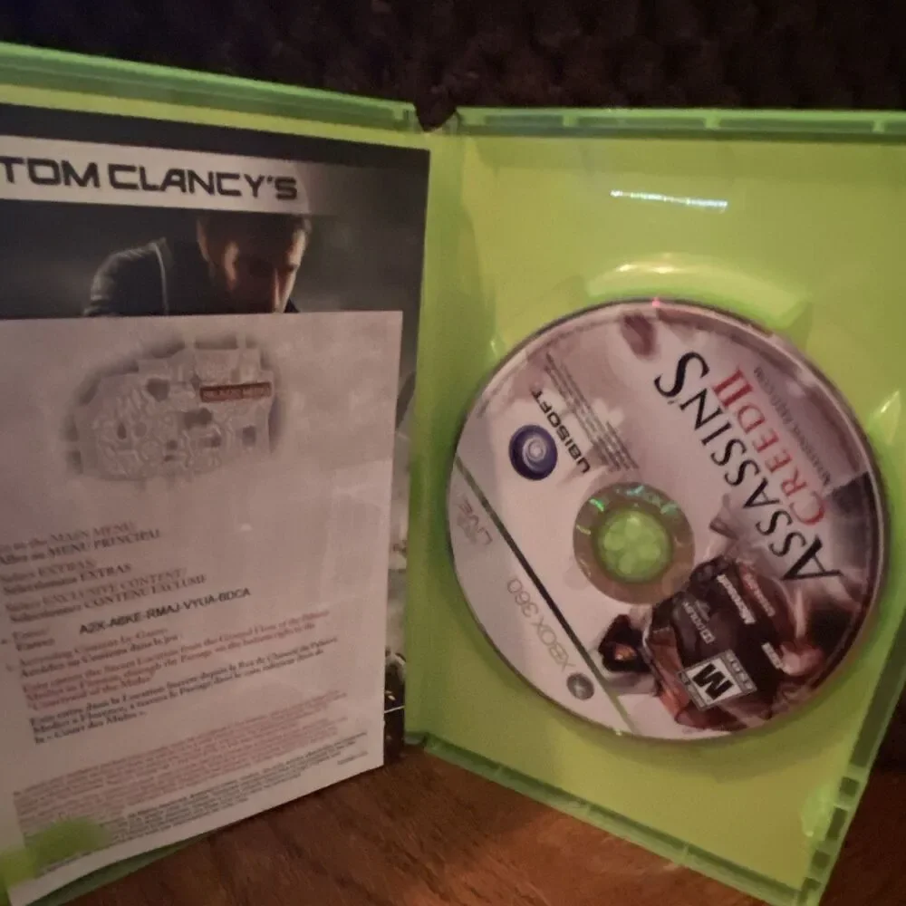 Xbox 360 Ubisoft Assassin's Creed II w/ Case & Manual, M Action/Adventure